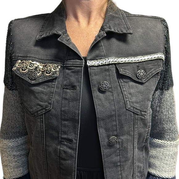 Desigual Exotic Denim Jacket Faux Fur Color Block Knit Sleeves Black Size 36/4 - Picture 10 of 16